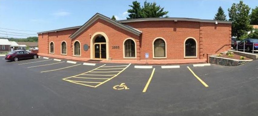 1st image of 1565 Mineral Spring Ave