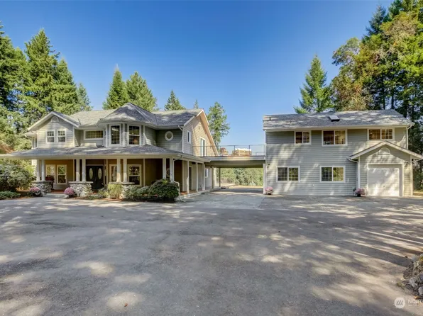 1097 9th Avenue NW, Fox Island, WA 98333