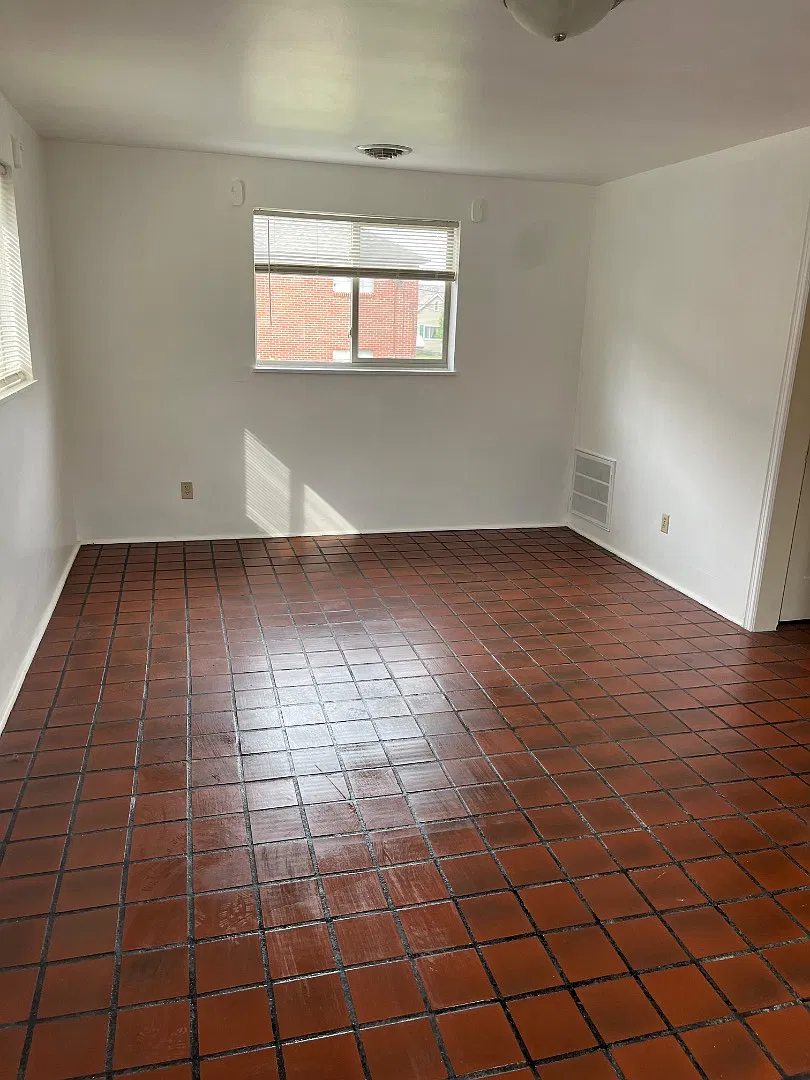 498 Arch St - Apt 498 — Photo 1