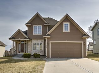 8219 NE 97th Ter, Kansas City, MO 64157