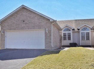 4324 River Glen Dr, Joliet, IL 60431