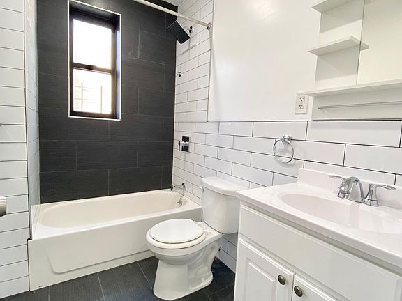 5th image of 3520 Dekalb Ave APT 4B