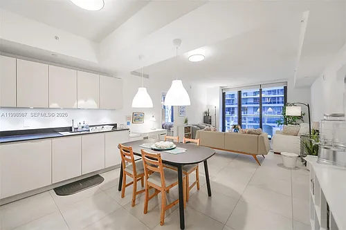 1010 Brickell Ave #2906 Photo 1