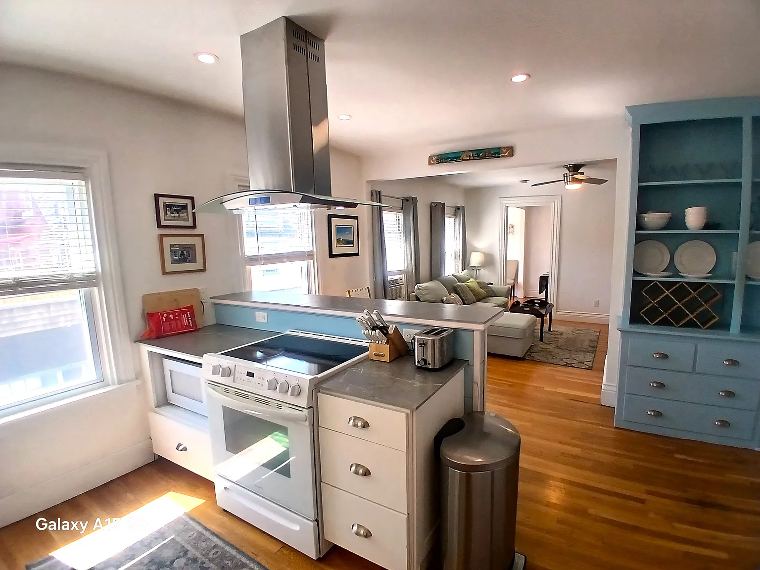 2 bed, 1450 sqft, $3,800 — Photo 2