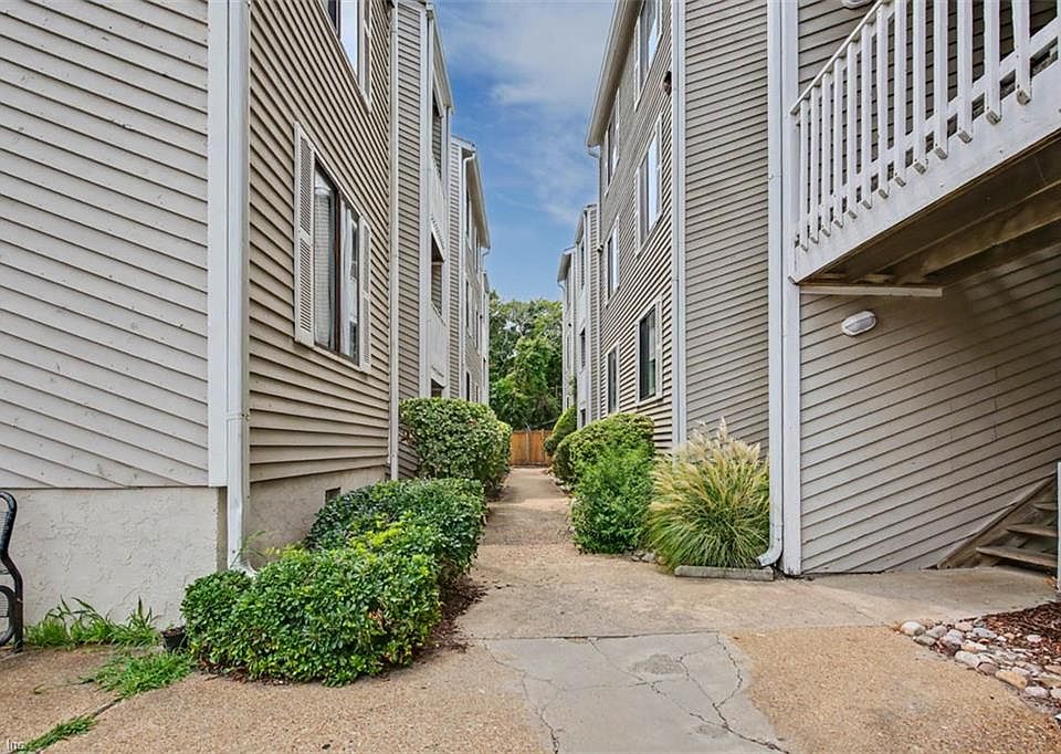 1st image of 2325 Sea Shell Rd APT 111