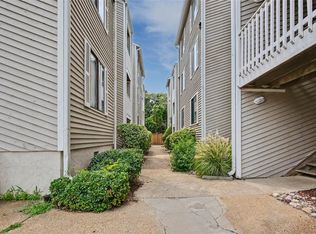 2325 Sea Shell Rd APT 111, Virginia Beach, VA 23451