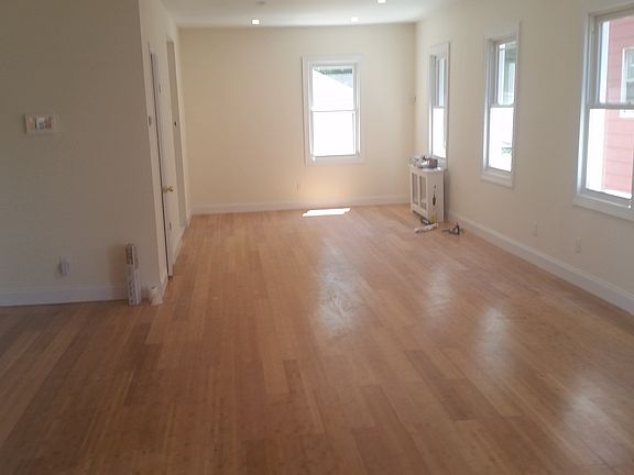 2nd image of 18918 Mangin Ave