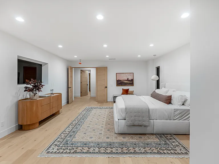 17900 Medley Dr — Photo 14