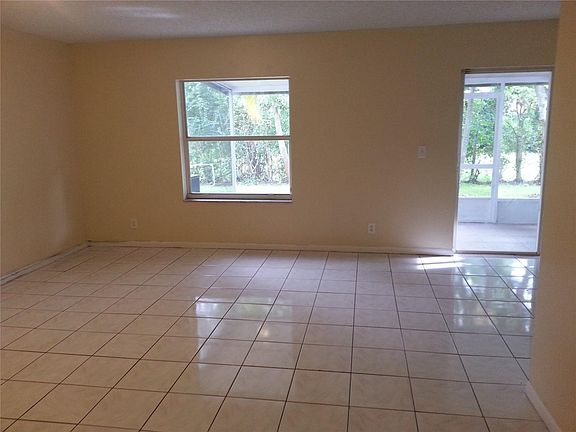3rd image of 5108 Pine Abbey #5108