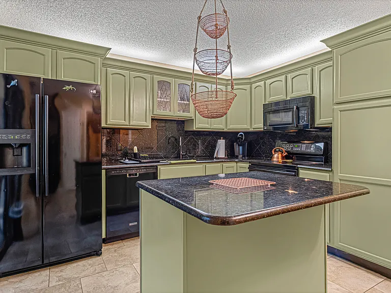 62 Cedar Dunes Dr — Photo 9