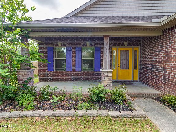 4th image of 13745 Windwood Dr