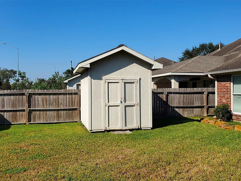 5106 Misty Ln — Photo 20