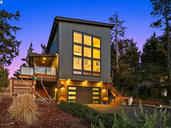 31302 J Pl, Ocean Park, WA 98640
