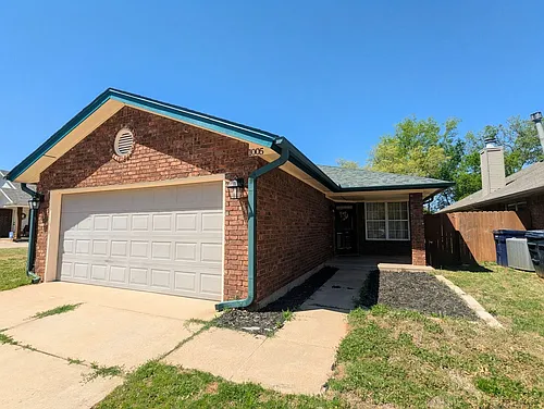1005 Valley Ct Photo 1
