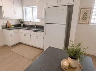11816 Chandler Blvd #11, Valley Village, CA 91607