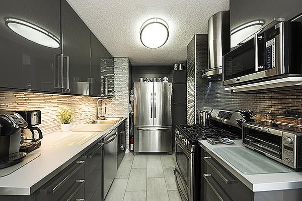 1st image of 299 Pearl St APT 2C