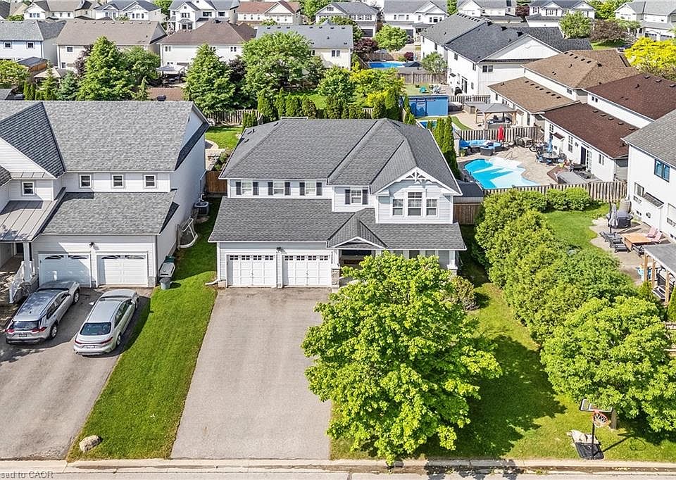 1st image of 28 Browns Cres