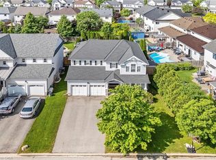 28 Browns Cres, Halton Hills, ON L7J3A4