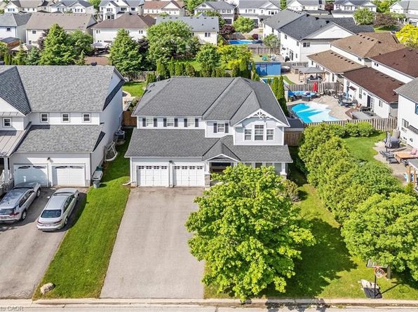 28 Browns Cres, Halton Hills, ON L7J 3A4