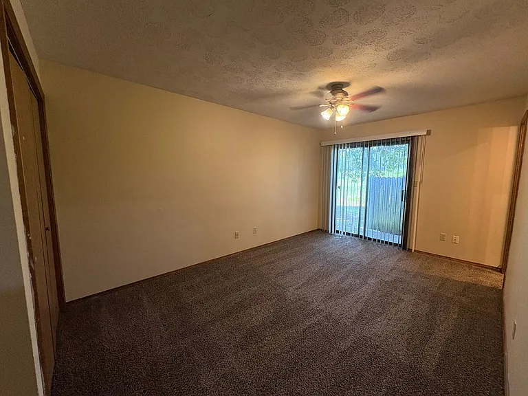 936 S Craig Ave #&-3331 — Photo 12