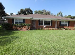 17935 Wild Oak Dr, Houston, TX 77090