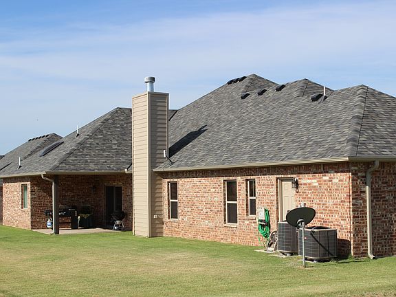 2nd image of 12255 Nw Spring Hollow Cir.