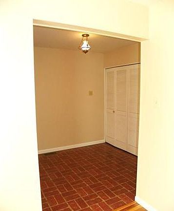 4th image of 3785 Santiago Dr