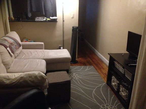 5th image of 916 3rd Ave APT 3D