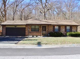 725 Dutch Hollow Rd, Belleville, IL 62223