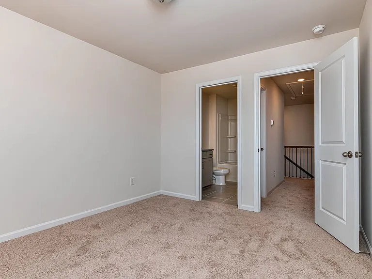437 Yellow Fox Rd — Photo 22