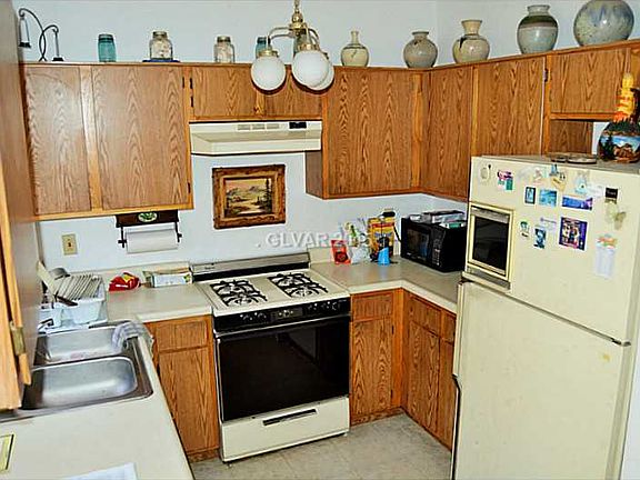 2nd image of 5670 Odessa Dr