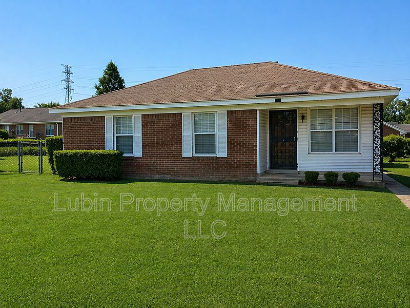 1st image of 583 Moccasin Dr