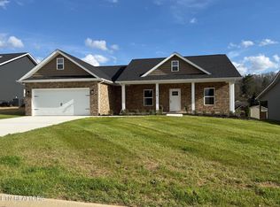 218 Mossy Rock Rd, Clinton, TN 37716