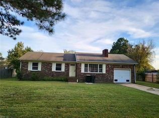 514 Dandy Loop Rd, Yorktown, VA 23692