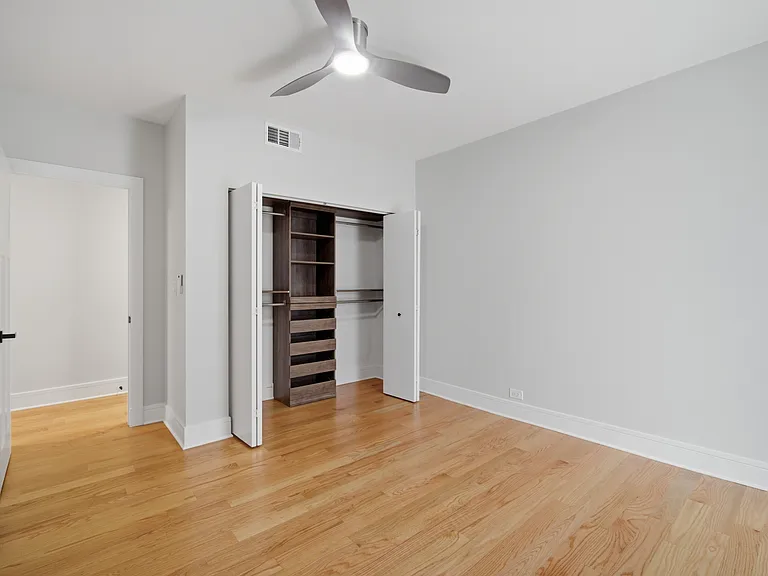 921 W Wilson Ave #3W — Photo 14