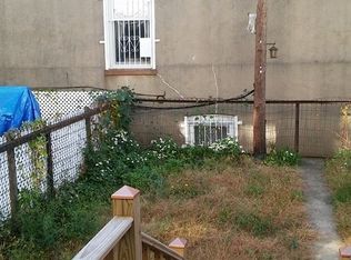 6282 60th Pl, Flushing, NY 11385