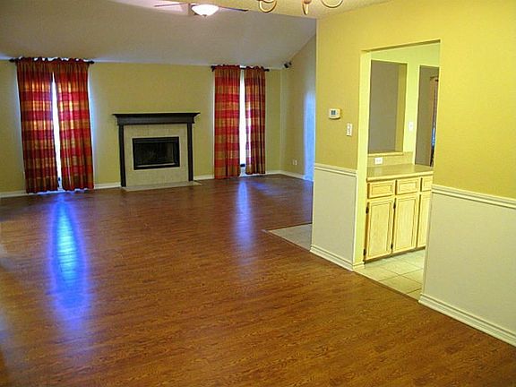 4th image of 6313 Brianna Cir