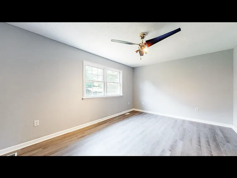 1658 Foxhaven Dr #1 — Photo 8