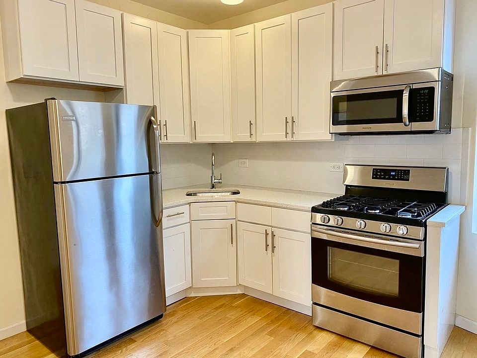 1st image of 392 Saint Johns Pl #42