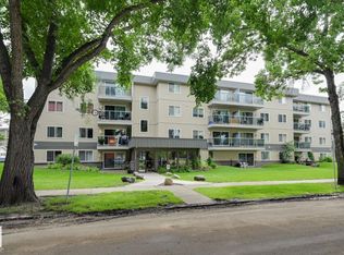 11019 107th St NW #402, Edmonton, AB T5H2Z6