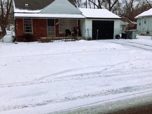 144 W George Ave, Hazel Park, MI 48030