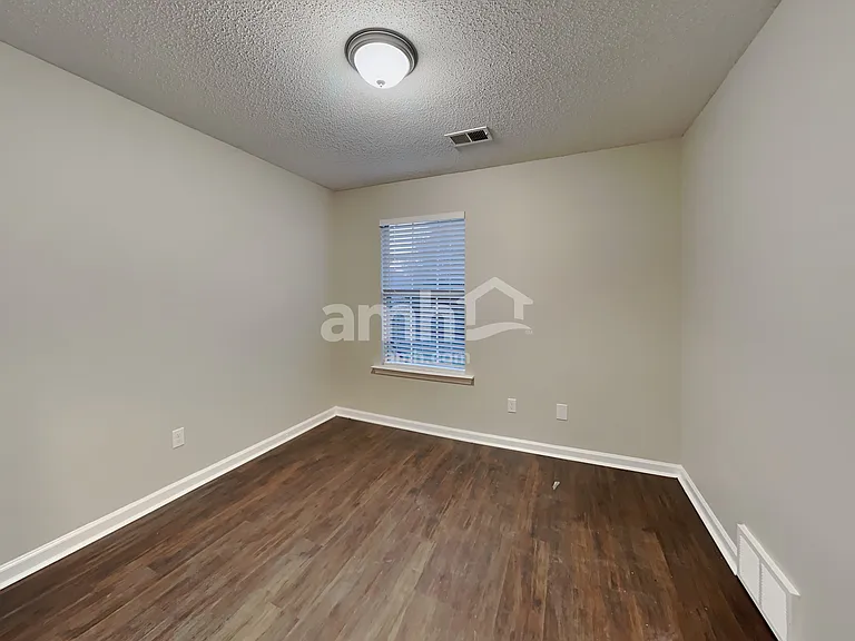 7748 Parkmont Dr — Photo 19