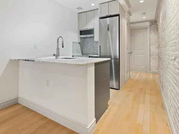 11 East 7th Street image 1 of 7