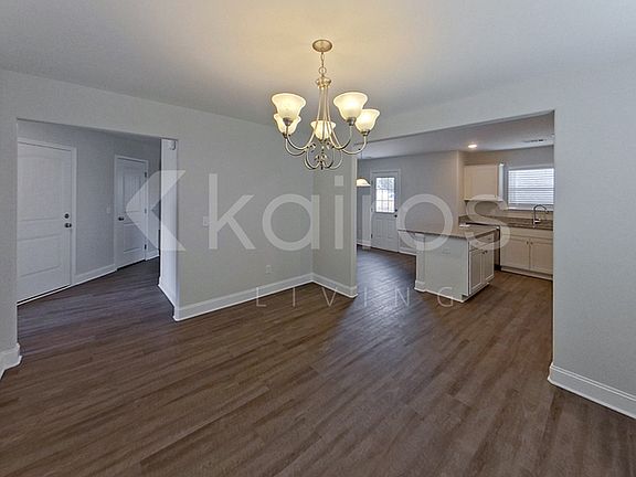 5th image of 303 Hemlock Ct