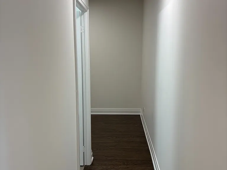 7165 Yonge St #Penthouse 108 — Photo 11