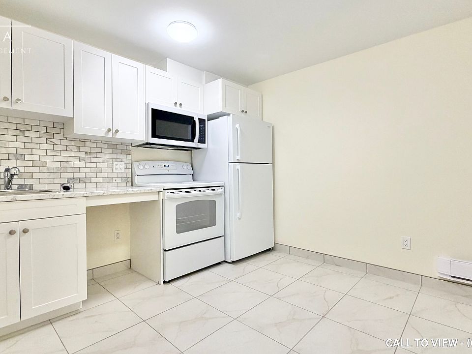 2nd image of 101 Main St W #203