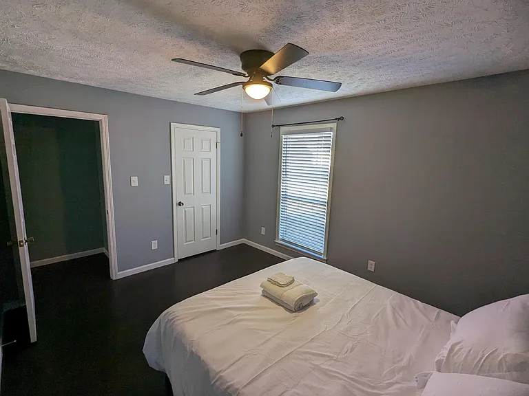 21 Valleyview Cv — Photo 27