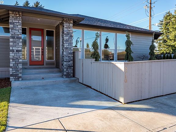 3rd image of 8710 NE 39th Ave
