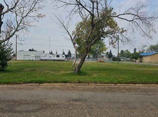 5010 52nd St, Castor, AB T0C0X0