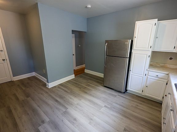 3rd image of 7 Gayland St #2